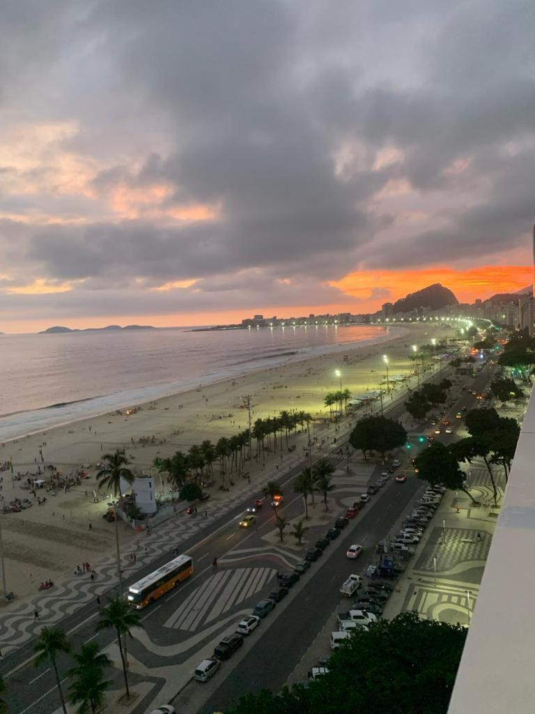 Copacabana 387 *